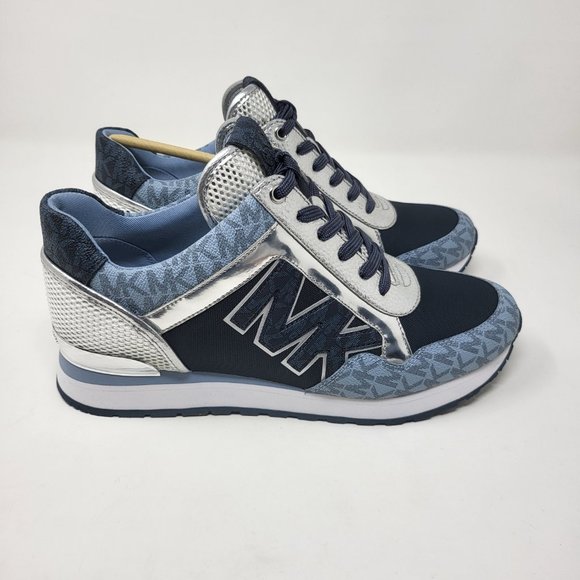 Maddy Trainer Color-Block Signature Sneakers - Picture 2 of 9